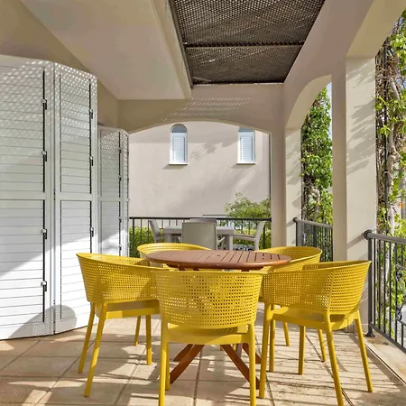 Villa Phaedrus Living: Coral Bay Luxury