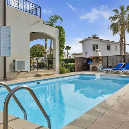 Phaedrus Living: Coral Bay Luxury