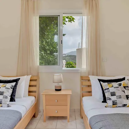 Phaedrus Living: Coral Bay Luxury Villa Pégeia