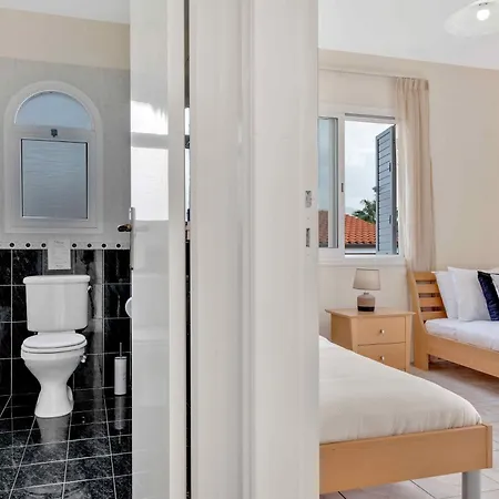 Villa Phaedrus Living: Coral Bay Luxury